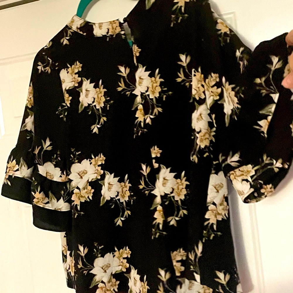 Urban romantics top